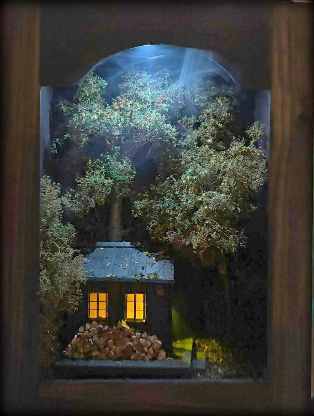 Hütte im Mondlicht